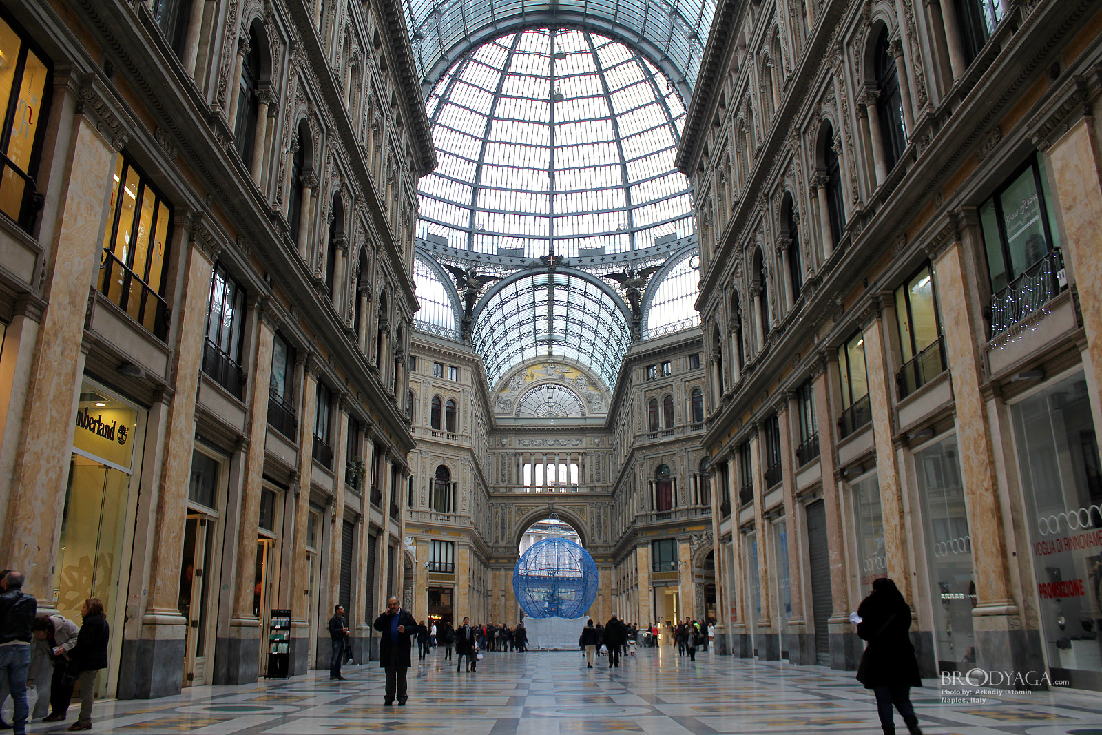Galleria Umberto I, Naples